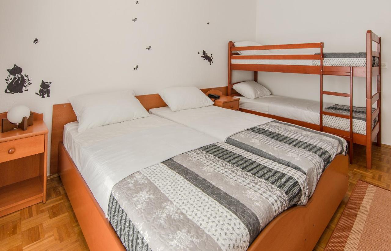 Hotel Barba Стариград-Пакленица Екстериор снимка